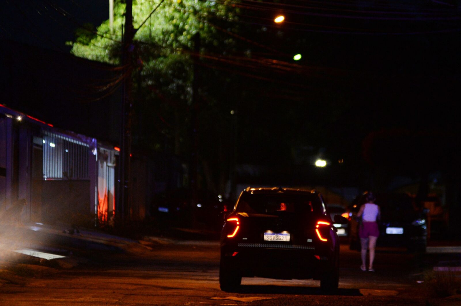 Detentos da Papuda usam celulares para alertar e escapar de revistas surpresa