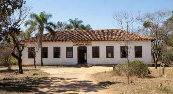 Prédio histórico na Candangolândia inaugurado como Polo de Educação Profissional Israel Pinheiro pelo GDF.