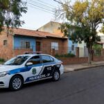 Viatura policial em rua de Taguatinga durante investigação de tentativa de envenenamento com chumbinho.