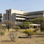 Fachada do Hospital de Base em Brasília, única referência do SUS no DF para transtornos alimentares