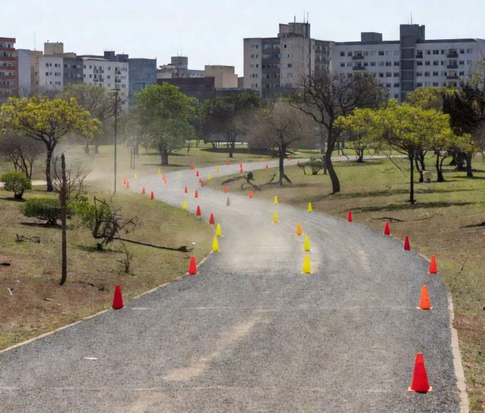 Pista de corrida infantil Marotinga 2026 em parque de Taguatinga, Brasília