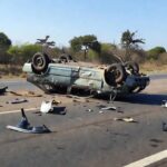 Carro capotado na BR-020 em Sobradinho após acidente