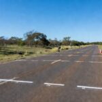 Estrada Parque Guará com inspeção de qualidade do asfalto em Brasília