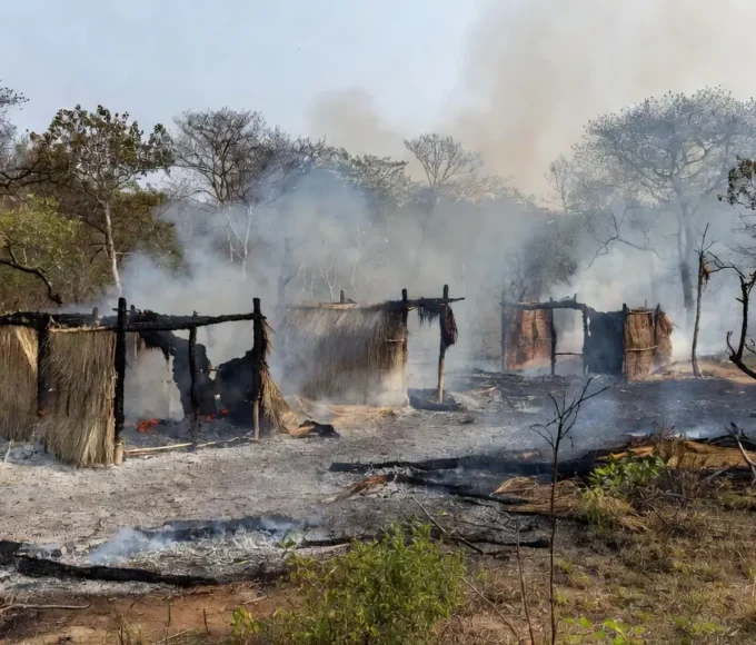 Ocas destruídas por incêndio em reserva indígena no Distrito Federal