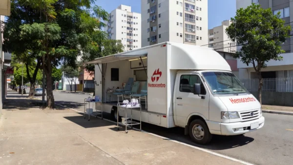 Unidade móvel do Hemocentro para coleta de sangue em Taguatinga