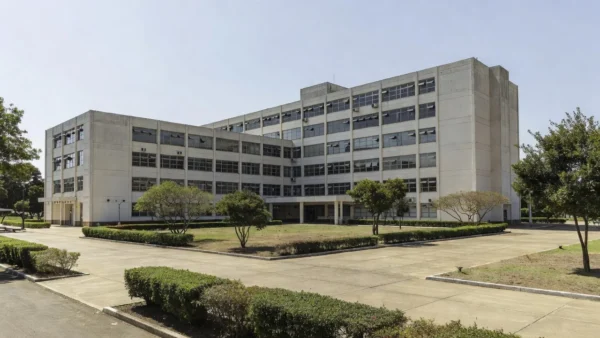 Fachada do Hospital de Base em Brasília, relacionado a golpes com vagas falsas de copeiro