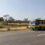 Ônibus acidentado na rodovia GO-010 em Goiás, Brasil