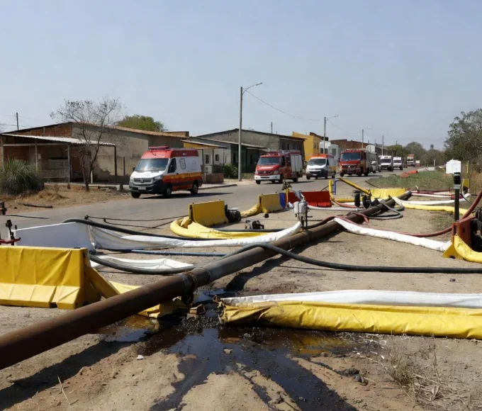 Simulado de vazamento de oleoduto e evacuação pela Transpetro em Ceilândia