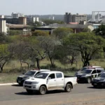 Viaturas da PM-DF recuperam Hilux furtada após perseguição no Park Way, em Brasília