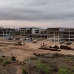 Fachada da Câmara Legislativa do DF em Brasília homenageando 5 anos da UnDF