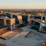 Polo de economia criativa em Brasília com arquitetura moderna