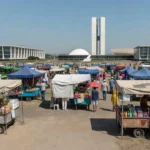 Vendedores ambulantes na Esplanada dos Ministérios em Brasília no 7 de Setembro