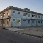 Hospital no Rio de Janeiro sob luz natural, morte de médico