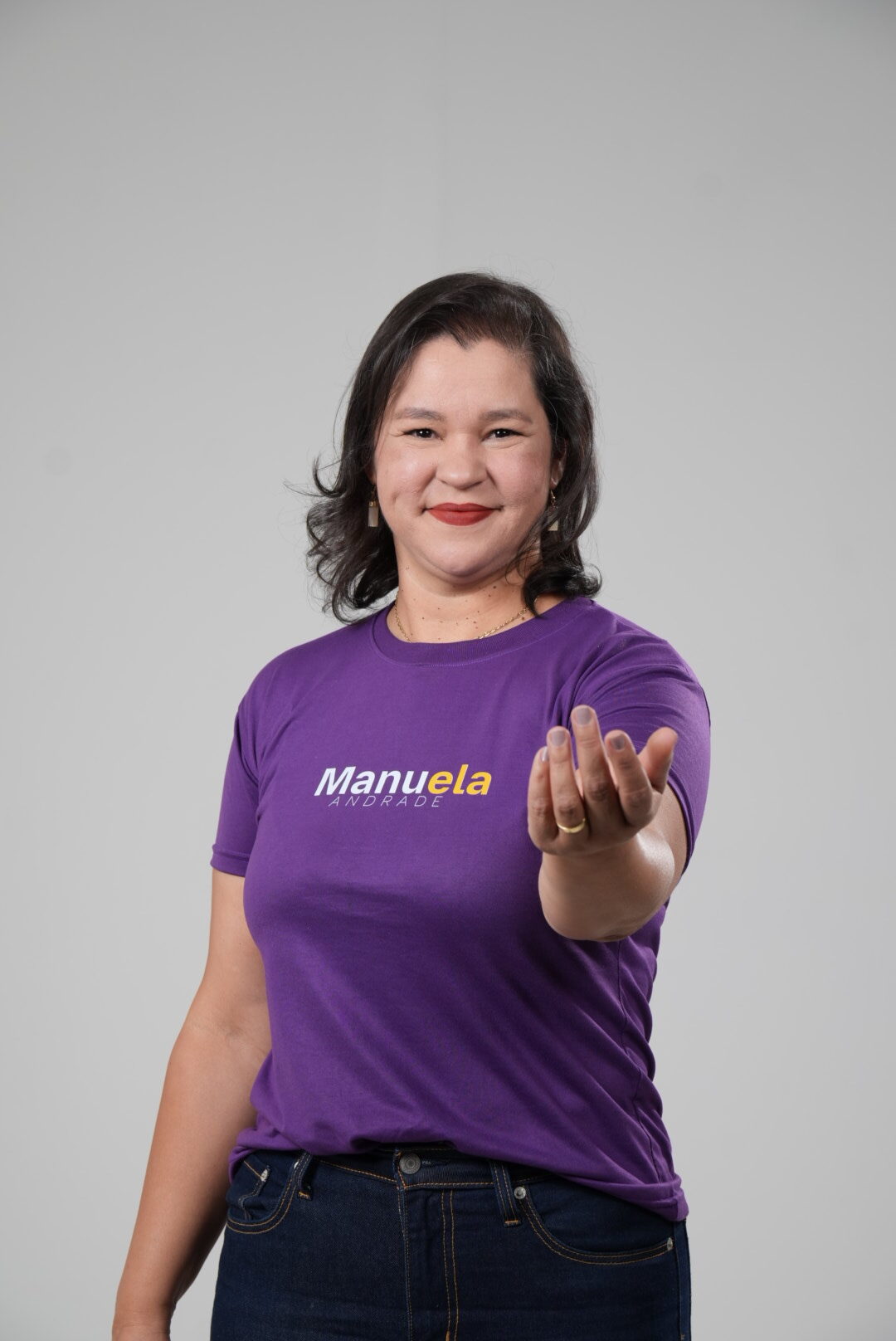 Manuela Andrade consolida favoritismo na CLDF para 2027