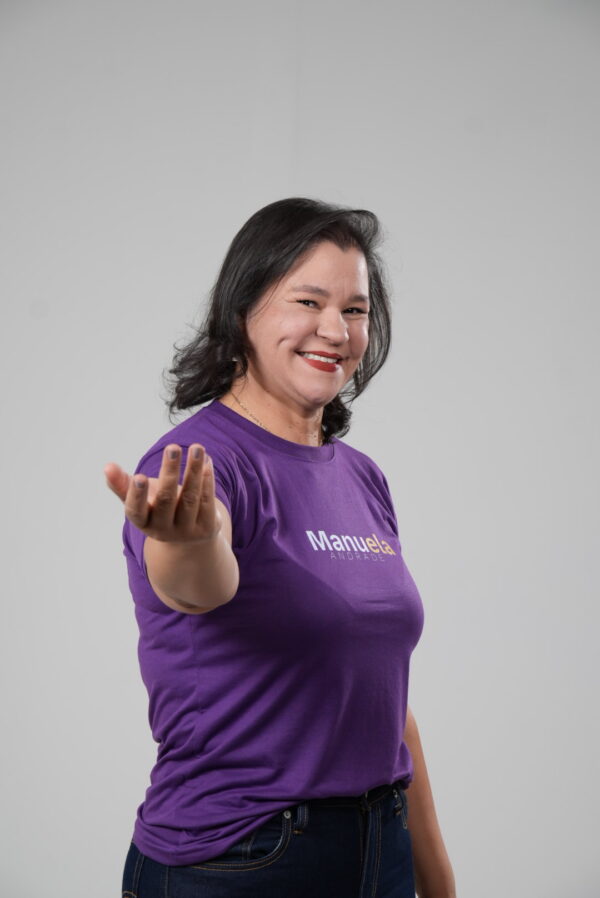Manuela Andrade consolida favoritismo à CLDF com base forte no Gama