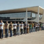 Fila de eleitores esperando para votar na 113 Norte em Brasília